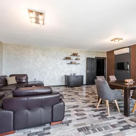 Apartament Spacious Family Varna