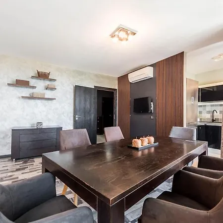 Spacious Family Apartament Varna