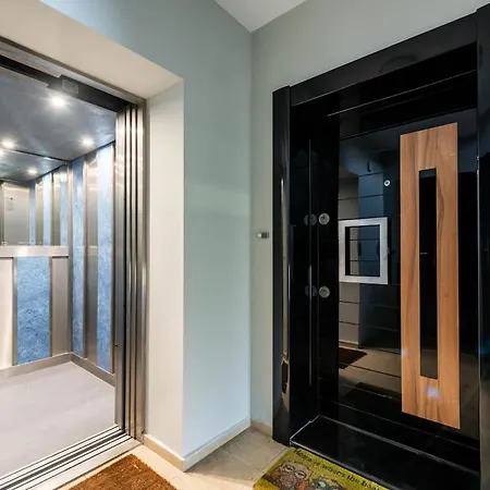 Spacious Family Apartment