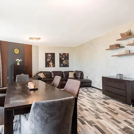 Spacious Family * Varna