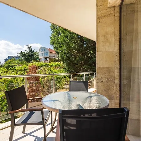 Spacious Family Varna